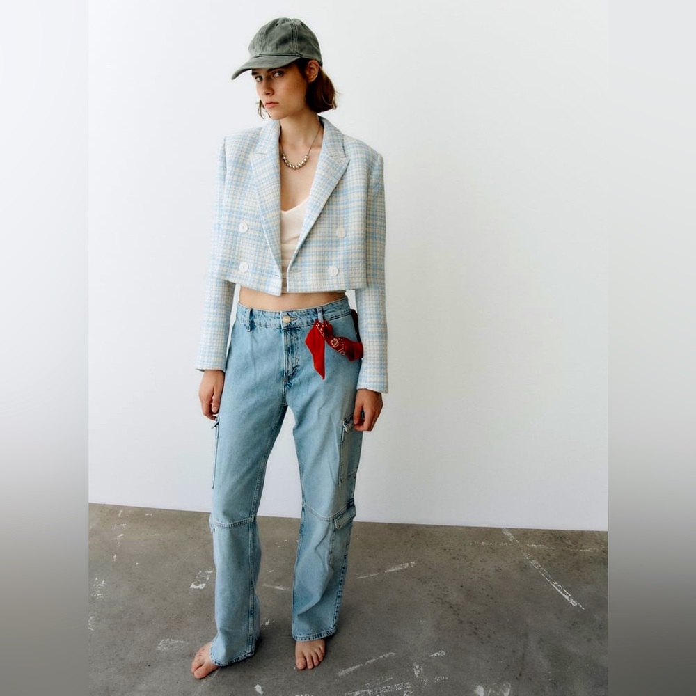 NEW- 2 Piece Sets ZARA Textured Crop Blazer & Structured Shorts